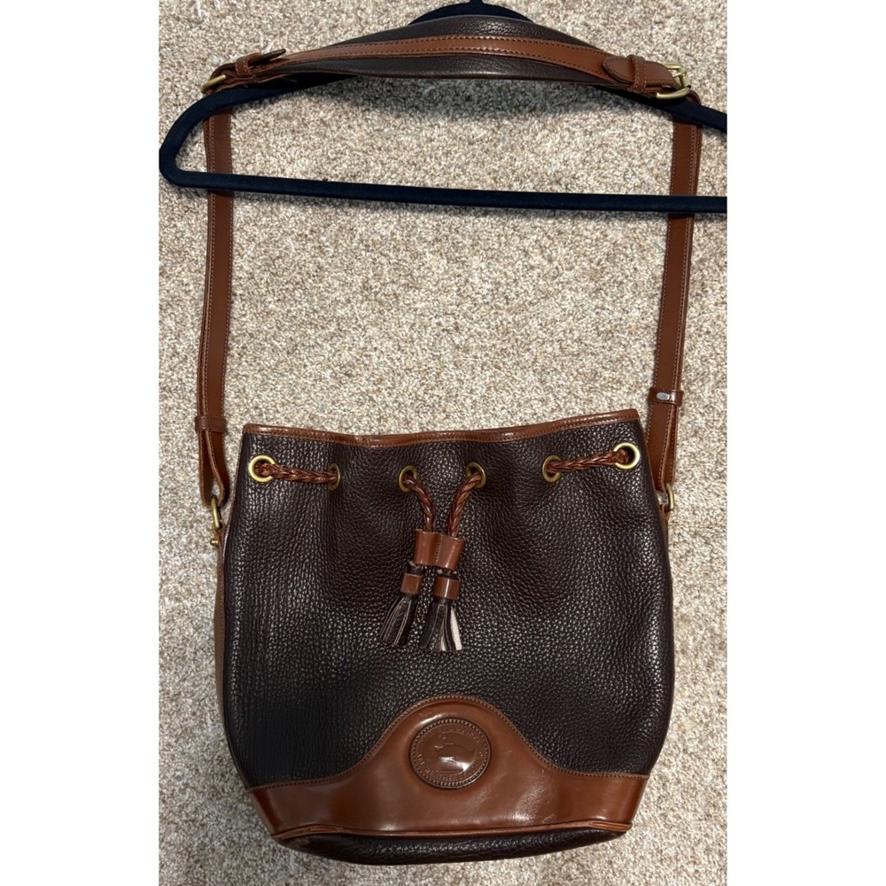 Dooney & Bourke Bucket Bag Women Medium Brown Black All Weather Leather Vintage
